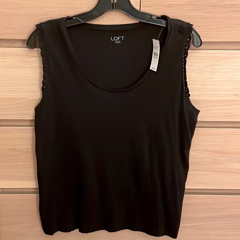 NWT Loft Outlet tank top with U-Neck and lattice detail around arm hole